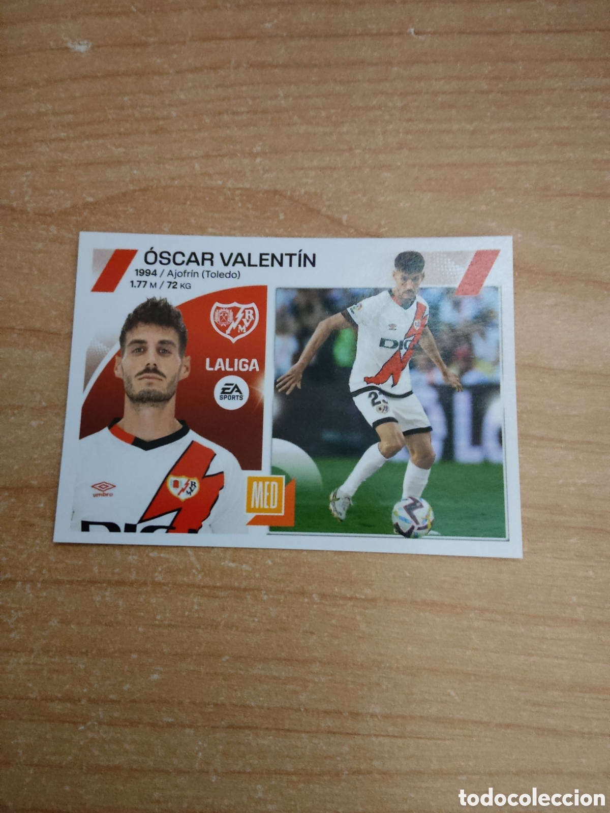 Football Stickers: 11 OSCAR VALENTIN RAYO VALLECANO LIGA ESTE 2023 2024