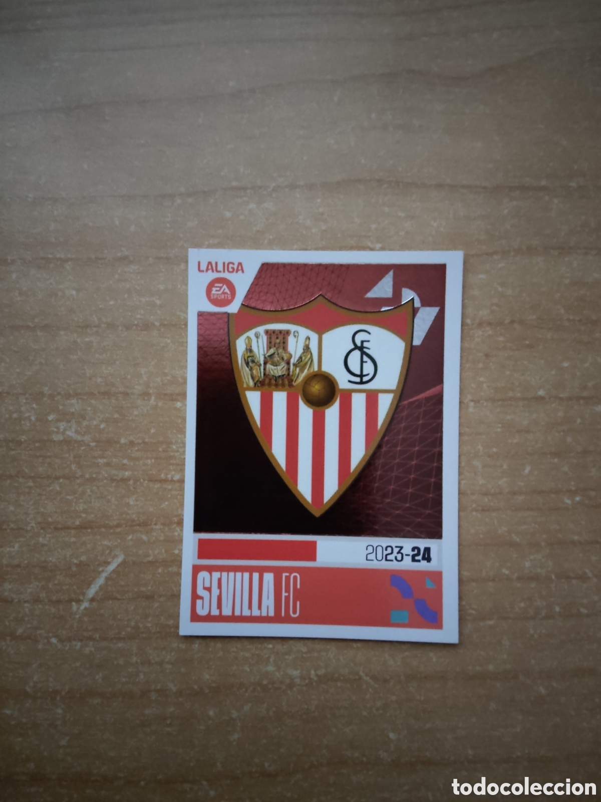 Football Stickers: 1 ESCUDO SEVILLA LIGA ESTE 2023 2024