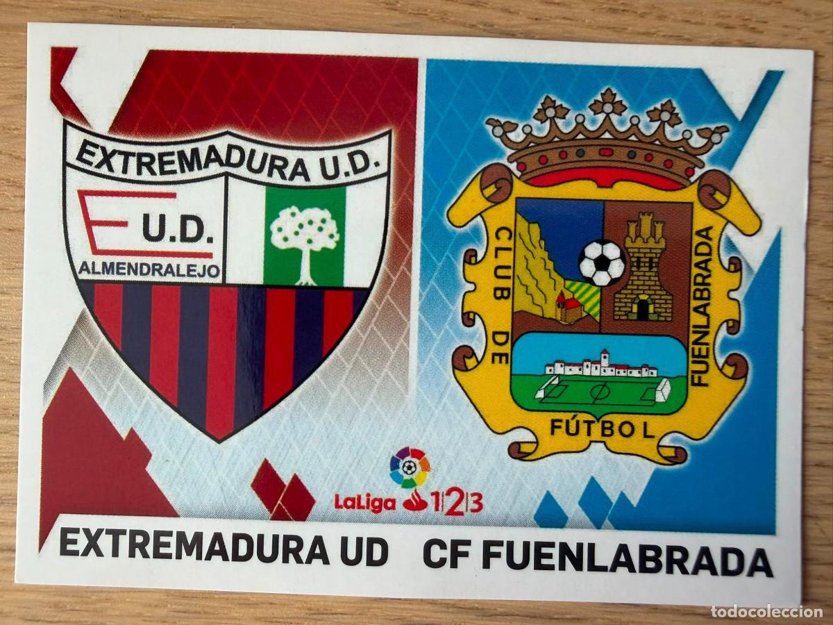 Cromos de f&uacute;tbol: 4 ESCUDO EXTREMADURA FUENLABRADA 19 20 2019 2020 LIGA SANTANDER 123 COLECCIONES ESTE SIN PEGAR