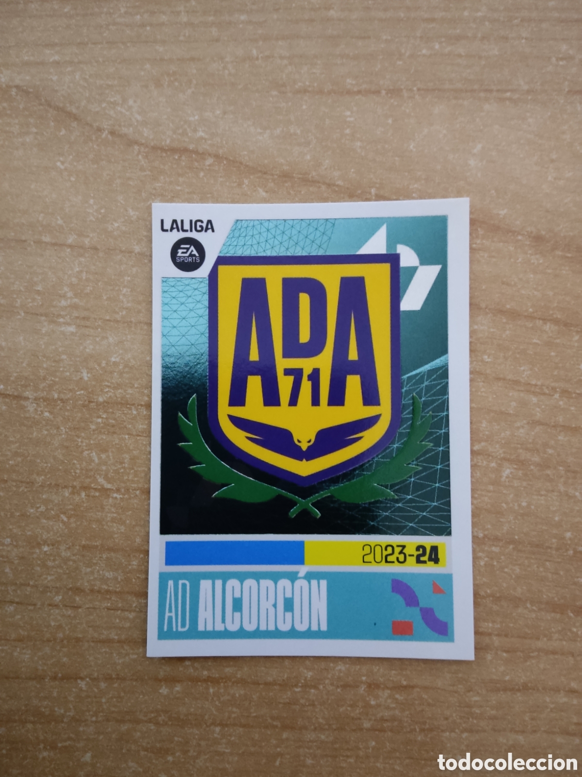 Cartes &agrave; collectionner de Football: 2 ESCUDO ALCORCON LIGA ESTE 2023 2024