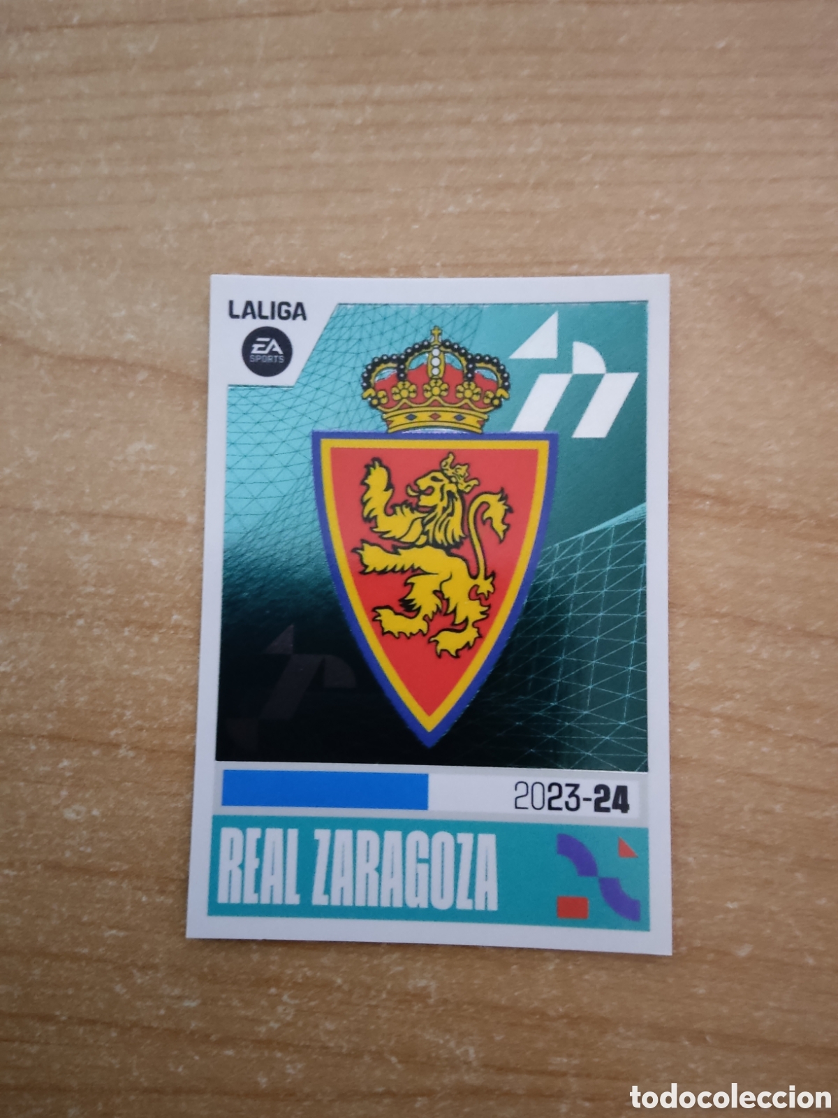 Cromos de f&uacute;tbol: 22 ESCUDO REAL ZARAGOZA LIGA ESTE 2023 2024