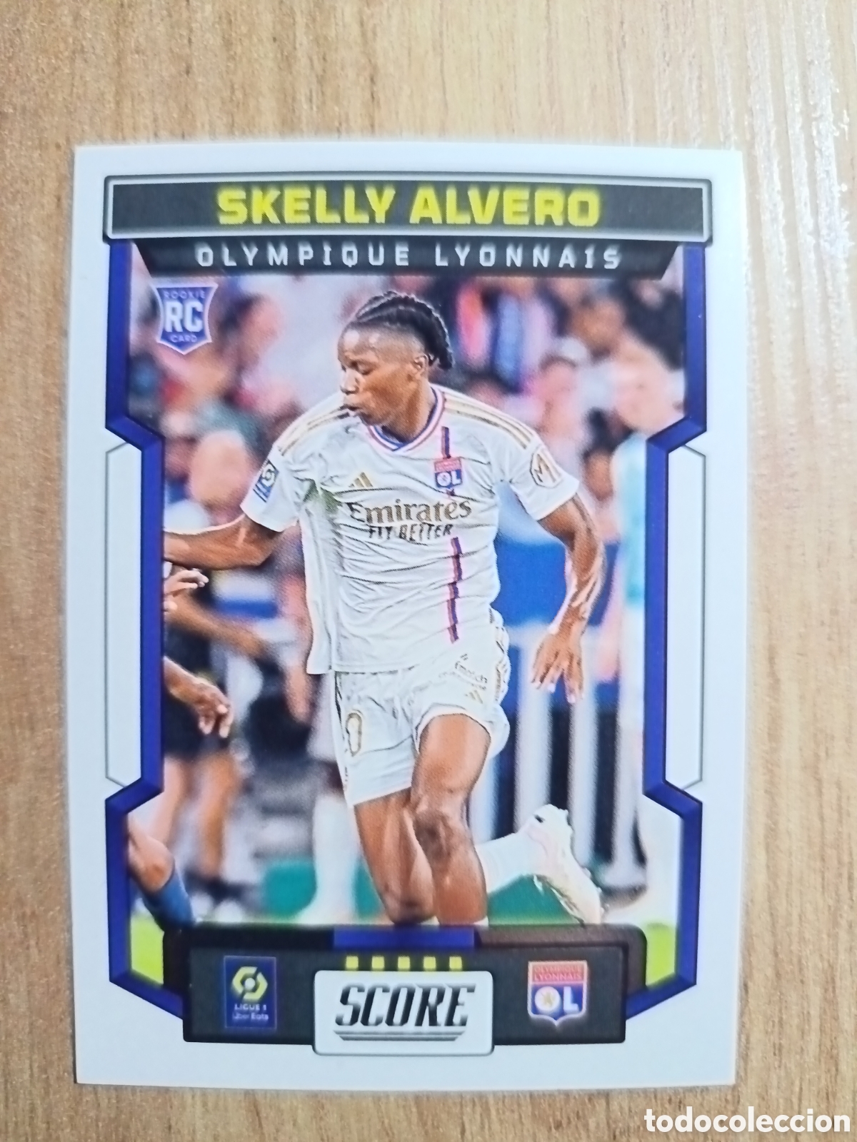 Cromos de f&uacute;tbol: 121 Skelly Alvero Olympique de Lyon Panini Score Ligue 1 23 24