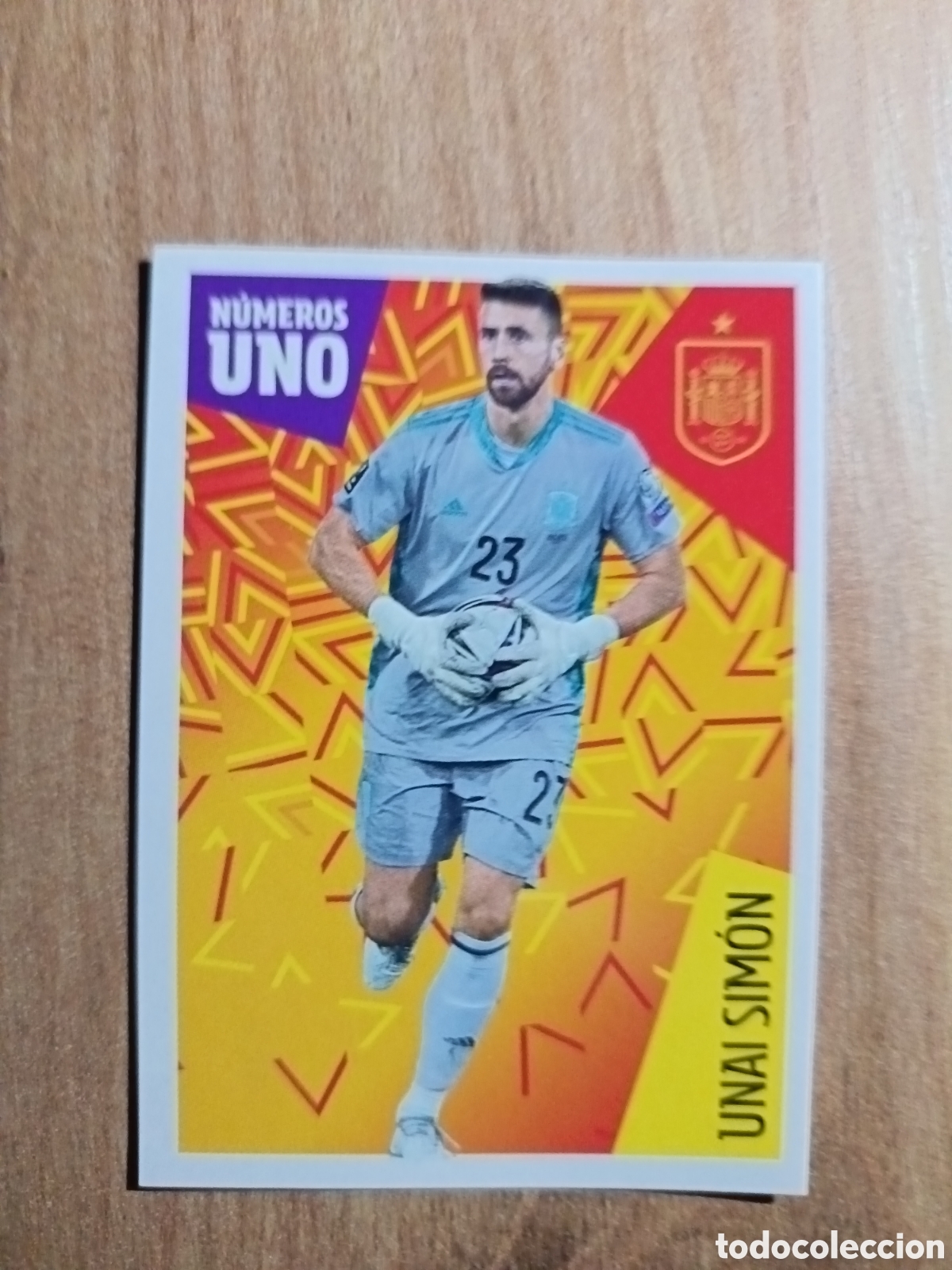 Cromos de f&uacute;tbol: 8 Unai Sim&oacute;n LOS IDOLOS DE LA ROJA ESPA&Ntilde;A CRACKS MUNDIALES 2022 PANINI