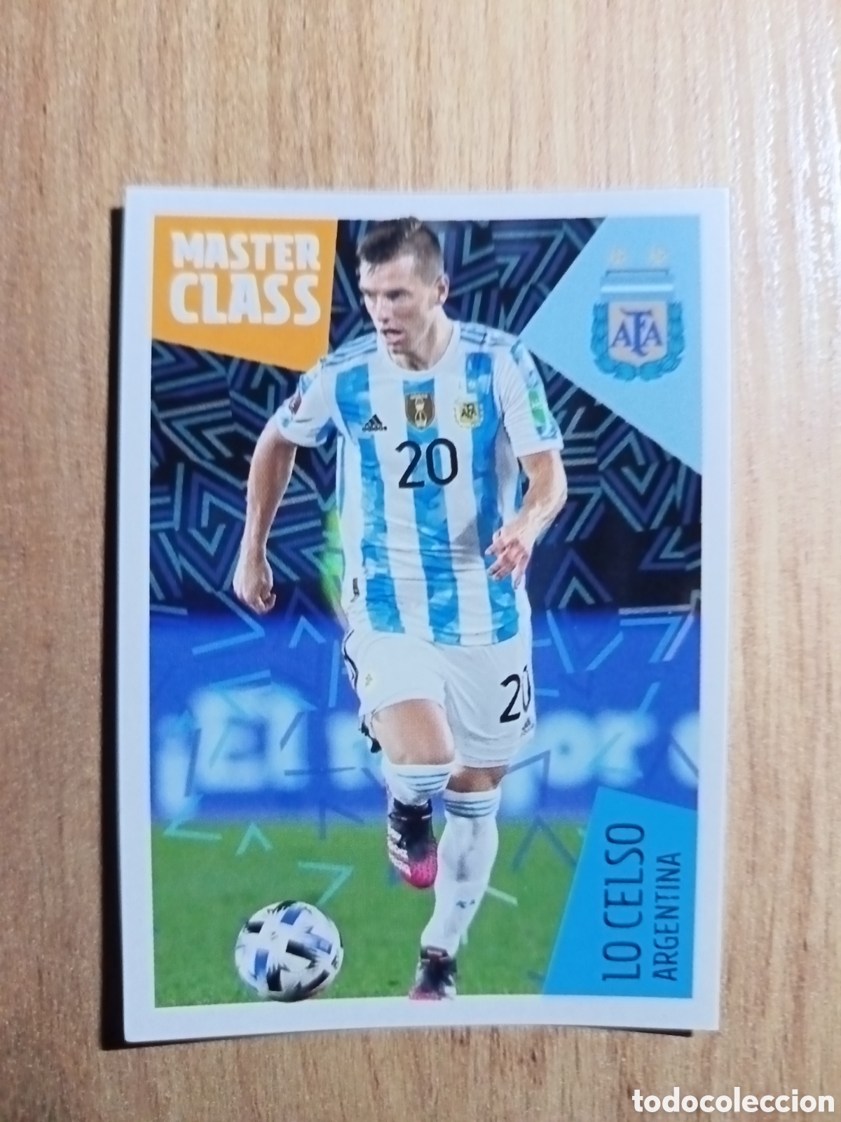 Cartes &agrave; collectionner de Football: 59 Lo Celso LOS IDOLOS DE LA ROJA ESPA&Ntilde;A CRACKS MUNDIALES 2022 PANINI