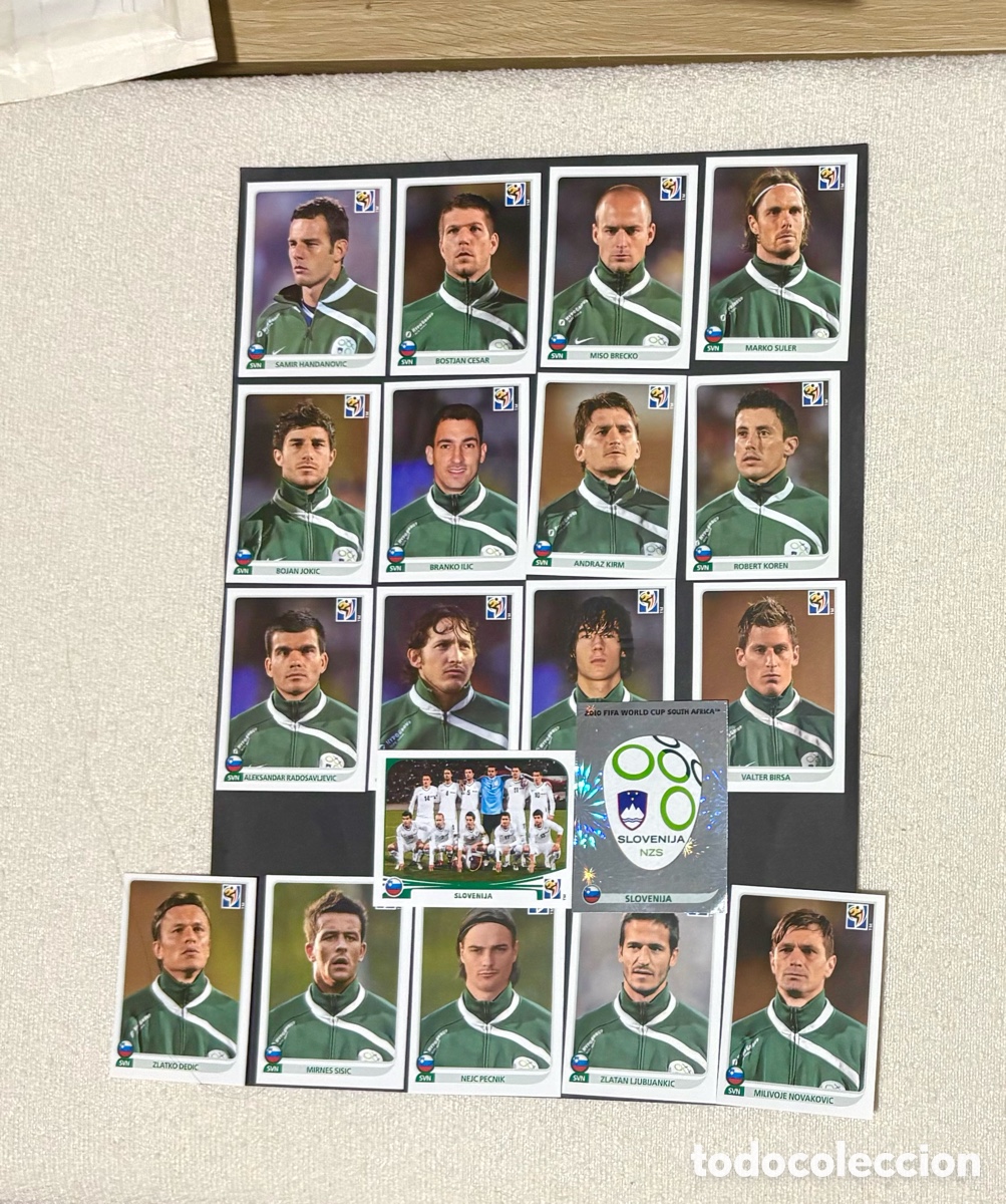 Cromos de f&uacute;tbol: LOTE 19 CROMOS ESLOVENIA MUNDIAL 2010 SUD&Aacute;FRICA NUNCA PEGADOS escudo y alineaci&oacute;n