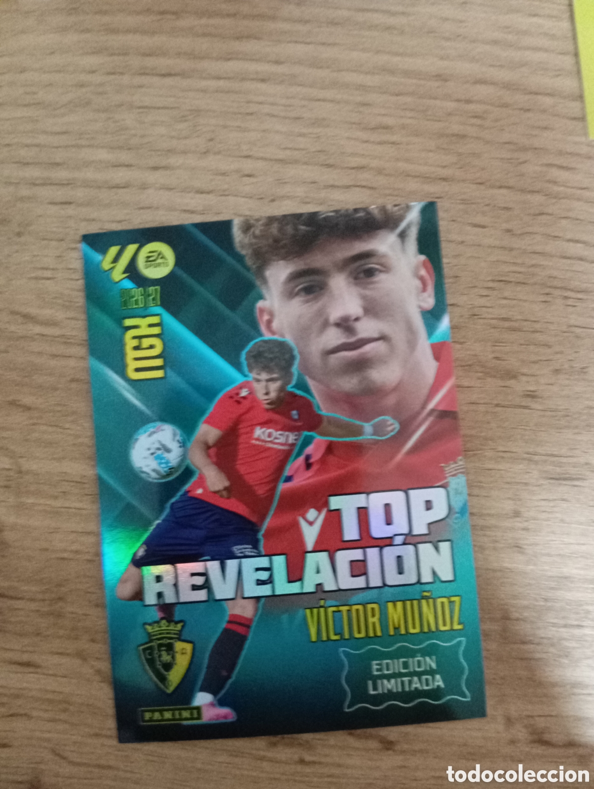 Fu&szlig;ball-Sticker: V&iacute;ctor Mu&ntilde;oz edici&oacute;n limitada Panini MEGACRACKS 26 27