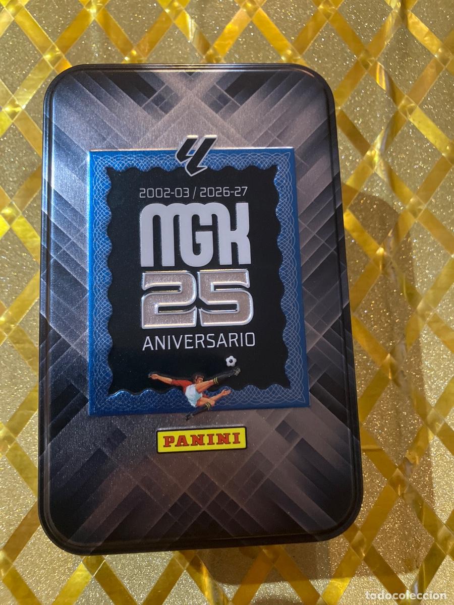 Cartes &agrave; collectionner de Football: CAJA DE CROMOS VAC&Iacute;A MGK 2026 2027 BOX PREMIUM 25 ANIVERSARIO MESSI !