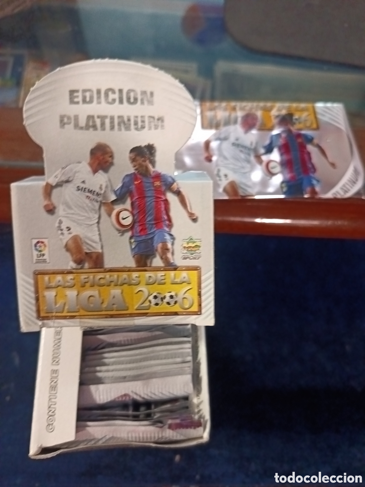 Cromos de f&uacute;tbol: Mundicromo 2005/06 Edici&oacute;n Platinum | Caja 25 Sobres Sin Abrir
