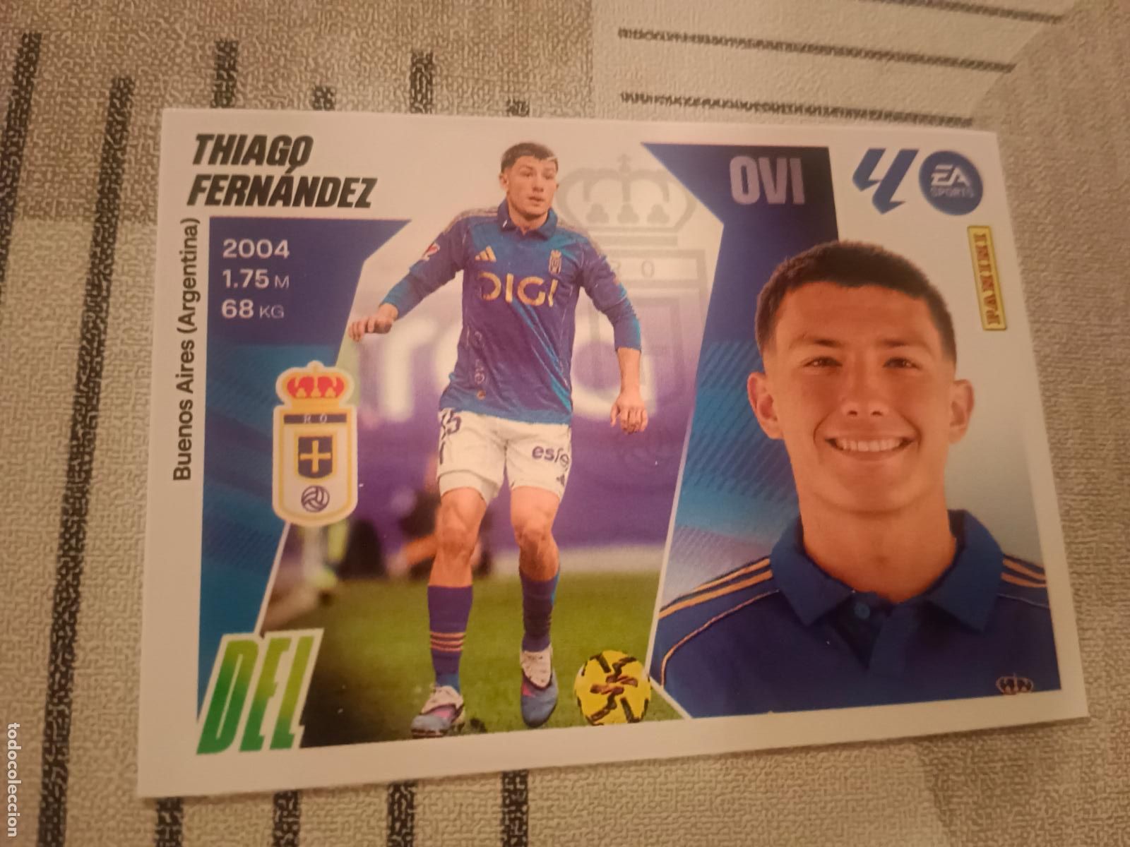 Cromos de f&uacute;tbol: 2025 2026 25 26 FICHAJE - MERCADO DE INVIERNO - N&ordm; 27 THIAGO FERNANDEZ - OVIEDO - PANINI