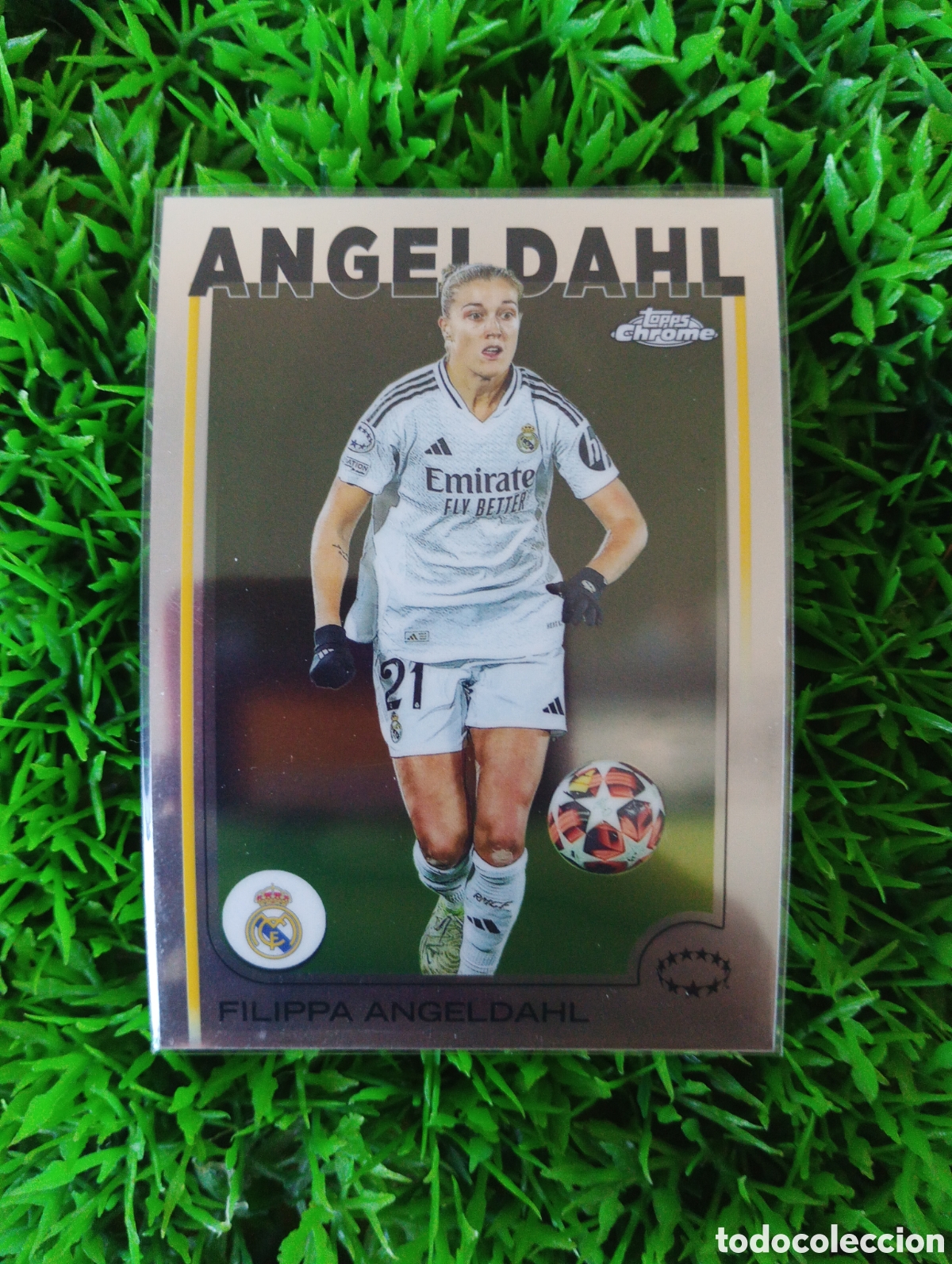 Fu&szlig;ball-Sticker: Flippa Angeldahl Real Madrid Topps Chrome 2025
