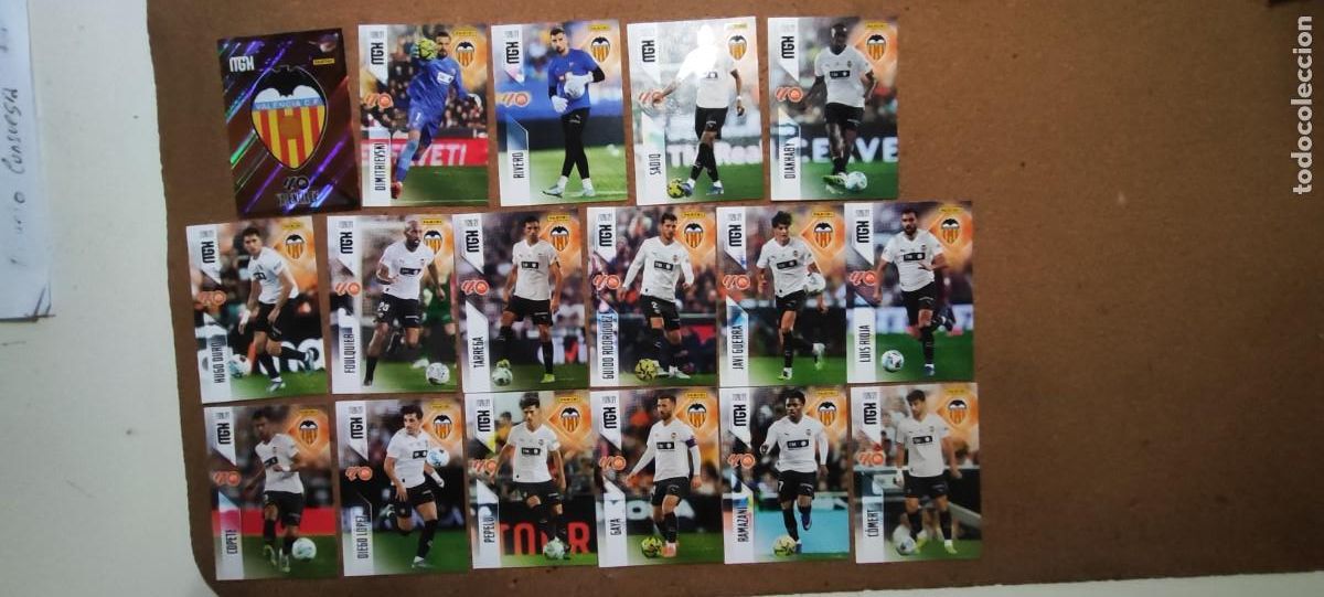 Cromos de f&uacute;tbol: MEGACRACKS 26/27 LOTE DE 17 CARTAS DEL VALENCIA # PANINI