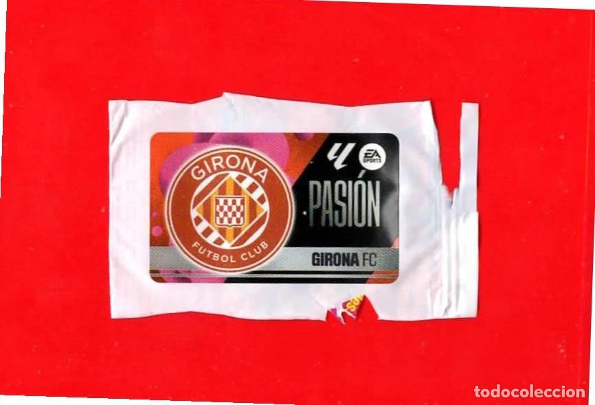 Cromos de f&uacute;tbol: Escudo GIRONA F.C. Pasi&oacute;n - CROMO CHICLE LIGA ESTE 2025-2026 25 26