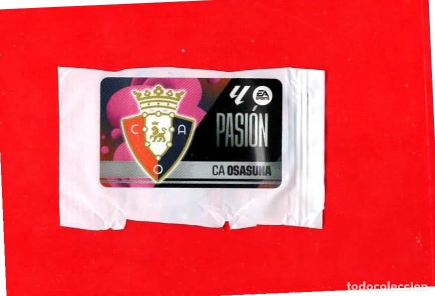 Cromos de f&uacute;tbol: Escudo C.A. OSASUNA Pasi&oacute;n - CROMO CHICLE LIGA ESTE 2025-2026 25 26