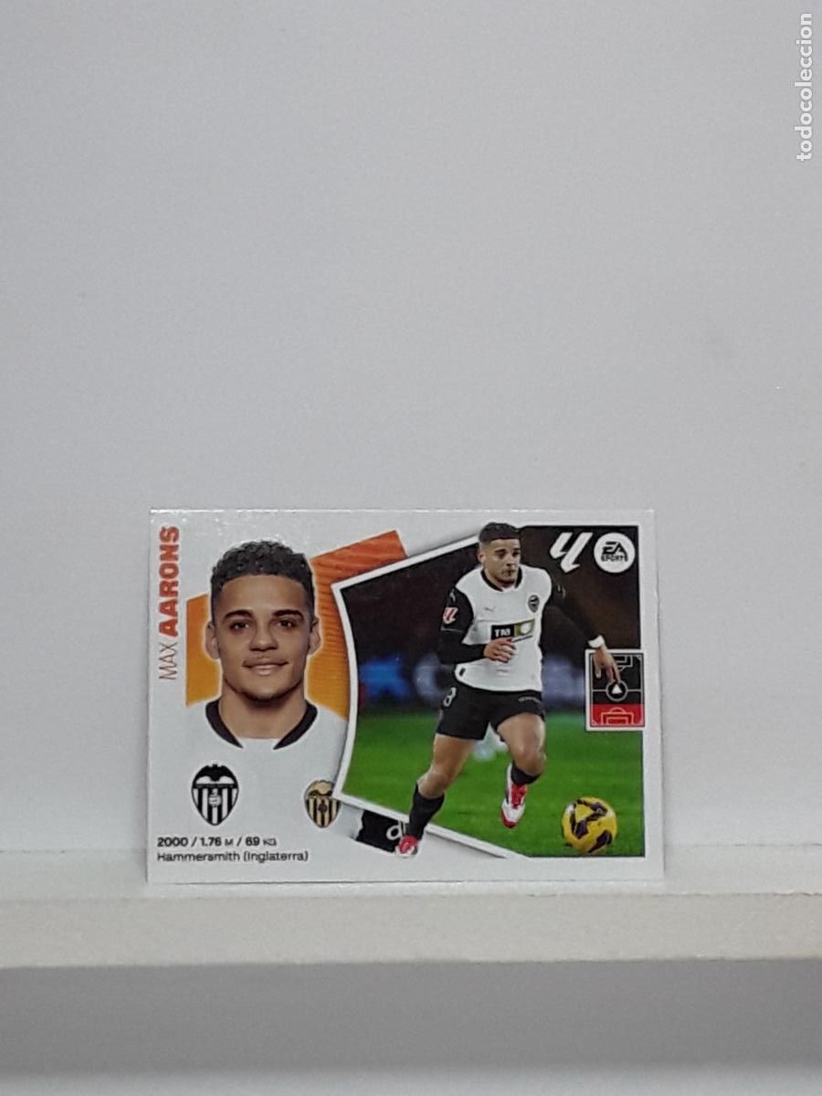 Football Stickers: LALIGA ESTE 2024 2025 EA SPORTS 24 25 ALBUM PANINI LIGA N 33 VALENCIA MERCADO INVIERNO MAX AARONS