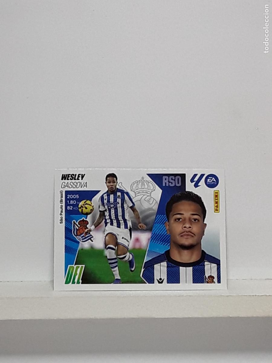 Cromos de f&uacute;tbol: LALIGA ESTE 2025 2026 EA SPORTS 25 26 ALBUM PANINI LIGA N 32 REAL SOCIEDAD MERCADO INVIERNO WESLEY