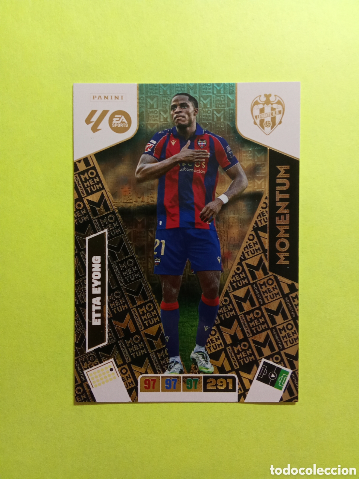 Cromos de Futebol: MOMENTUM ETTA EYONG LEVANTE ADRENALYN 25-26