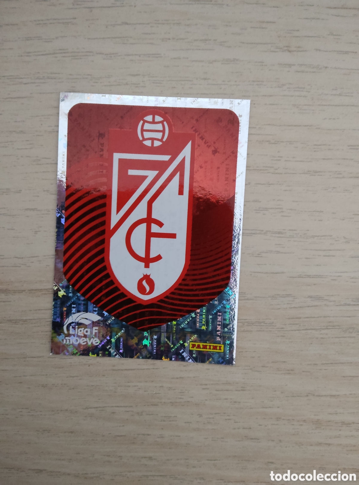 Cromos de f&uacute;tbol: 202 ESCUDO GRANADA LIGA F 2025 2026