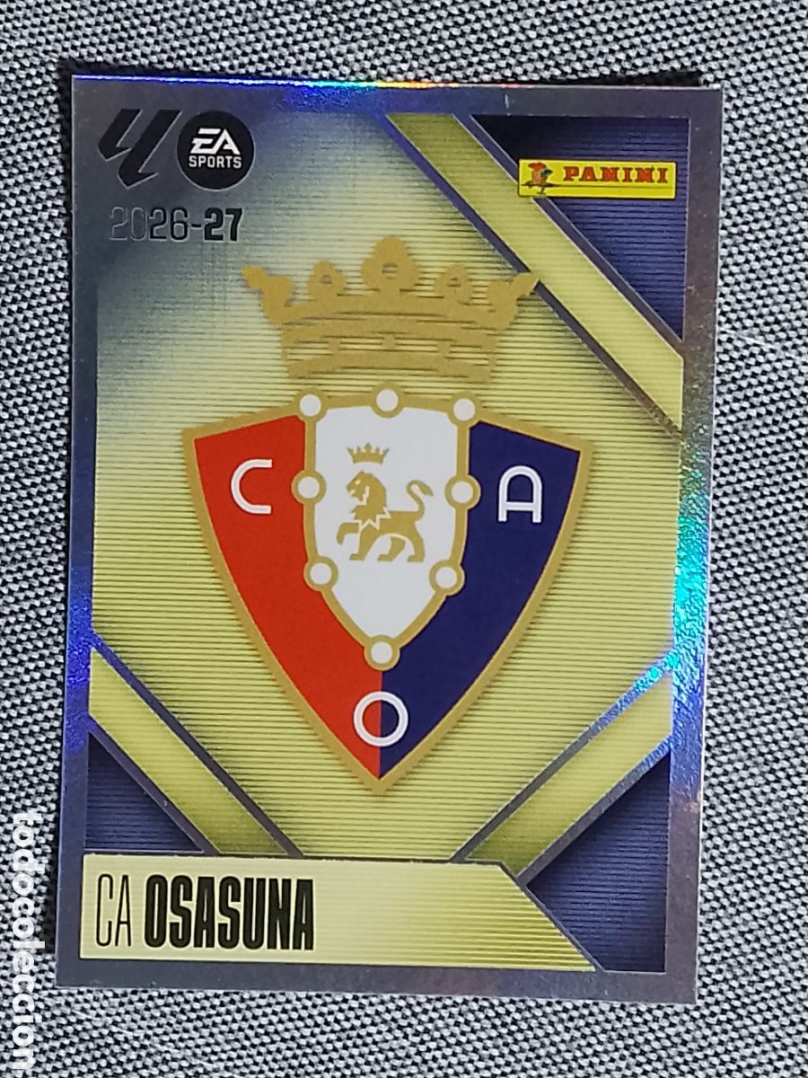 Cromos de f&uacute;tbol: CLUB ATLETICO OSASUNA - ESCUDO - LALIGA LA LIGA 26 27 N 1 2026 2027 PANINI ESTE