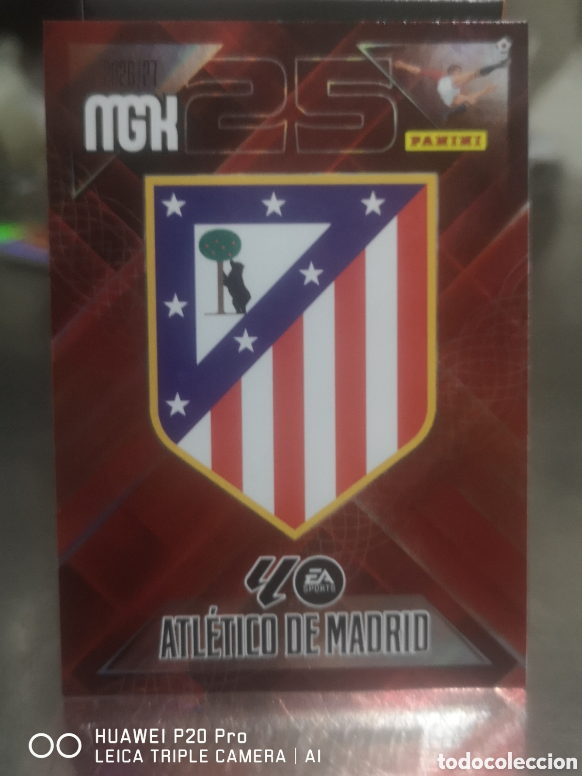 Cromos de f&uacute;tbol: MEGACRACKS 2026 27 ESCUDO 55 ATLETICO DE MADRID 2026 2027