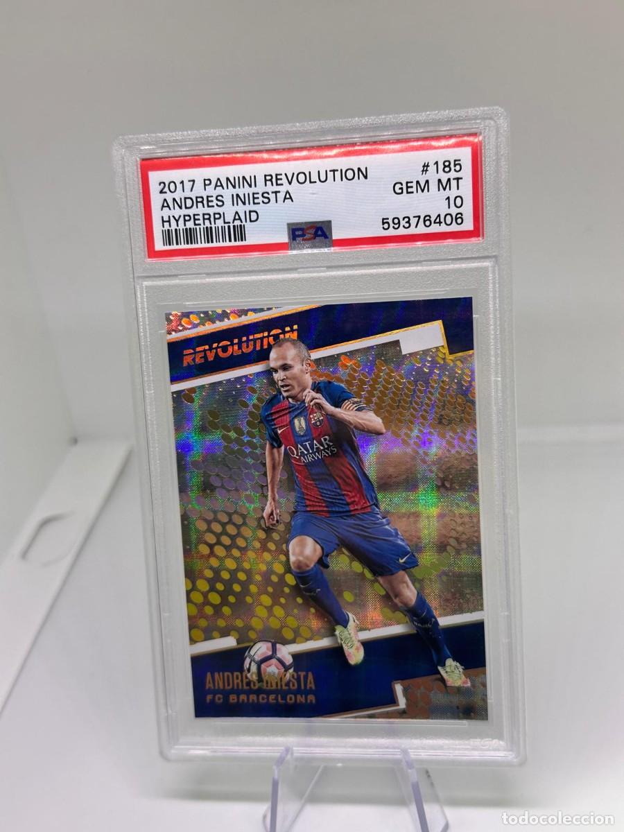Cromos de f&uacute;tbol: Iniesta #185 FC Barcelona Panini Fifa 365 Revolution Hyperland 2017 PSA 10