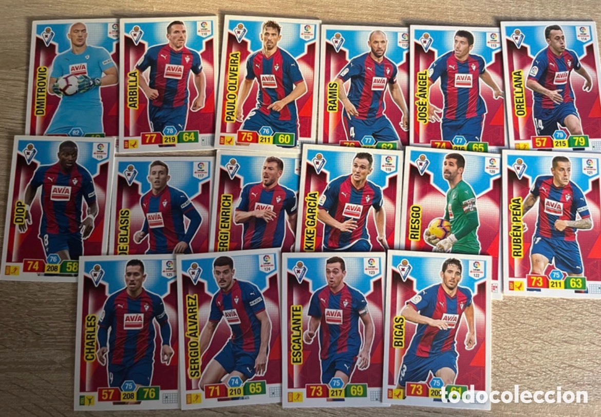 Cartes &agrave; collectionner de Football: EIBAR LOTE ADRENALYN 2018 2019 18 19 PANINI