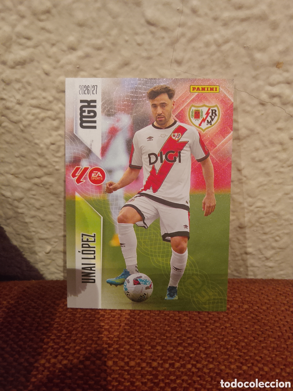 Football Stickers: Unai L&oacute;pez 301 Rayo Vallecano megacracks 26/27