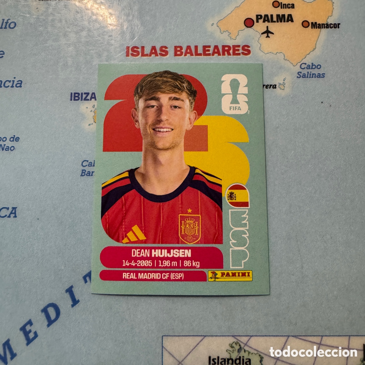 Cartes &agrave; collectionner de Football: Huijsen n&uacute;mero 5 de Espa&ntilde;a cromo panini Mundial Fifa World Cup 2026