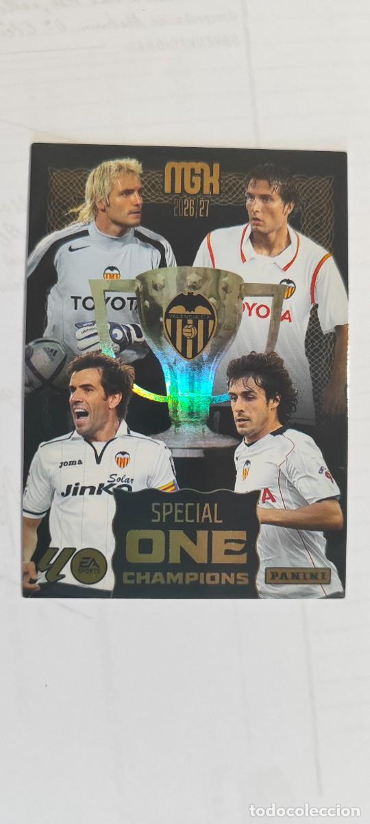 Cromos de f&uacute;tbol: MEGACRACKS 26/27 CARD SPECIAL ONE CHAMPIONS VALENCIA # PANINI