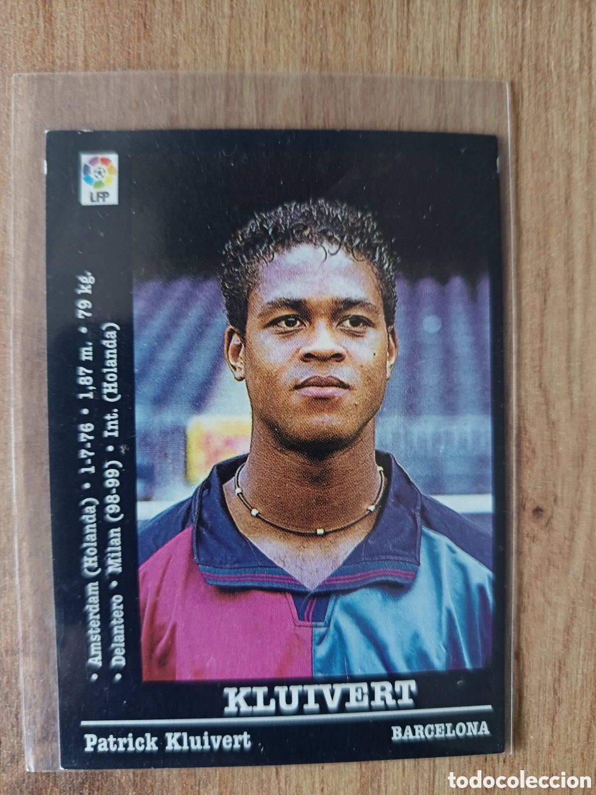 Cartes &agrave; collectionner de Football: 32 KLUIVERT F. C. BARCELONA PANINI LIGA 2000 - 2001 00 01 NUNCA PEGADO SIN PEGAR