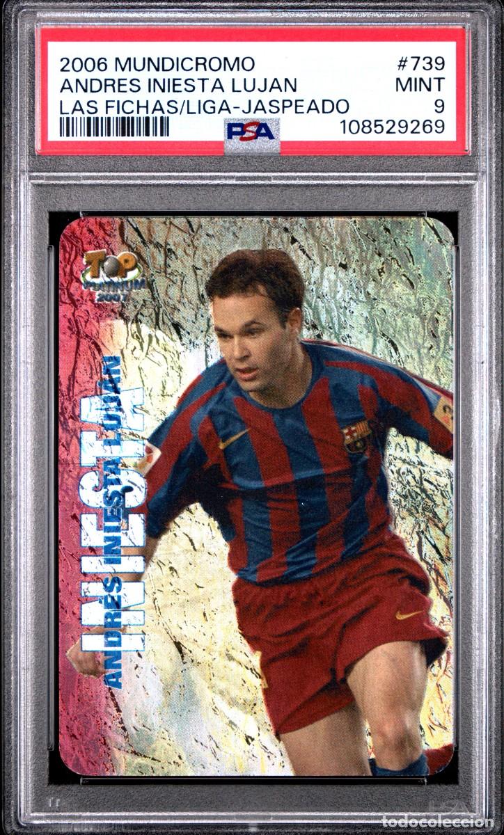 Cromos de f&uacute;tbol: Andres Iniesta #739 FC Barcelona Mundicromo Top Platinum Jaspeado 2006 07 PSA 9