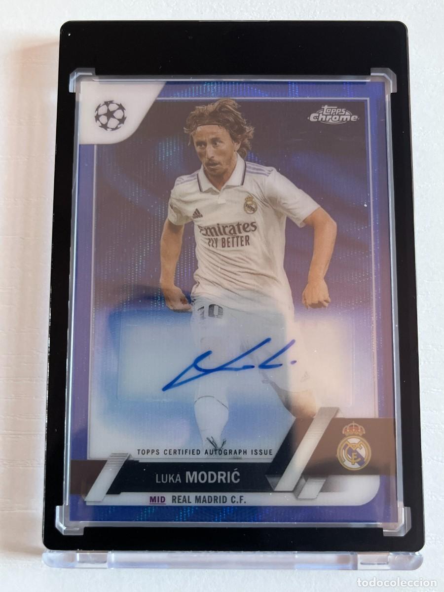 Fu&szlig;ball-Sticker: REAL MADRID Luka Modric AUT&Oacute;GRAFO 2022-23 Topps Chrome UCL - Auto Blue Wave Parallel 42/75