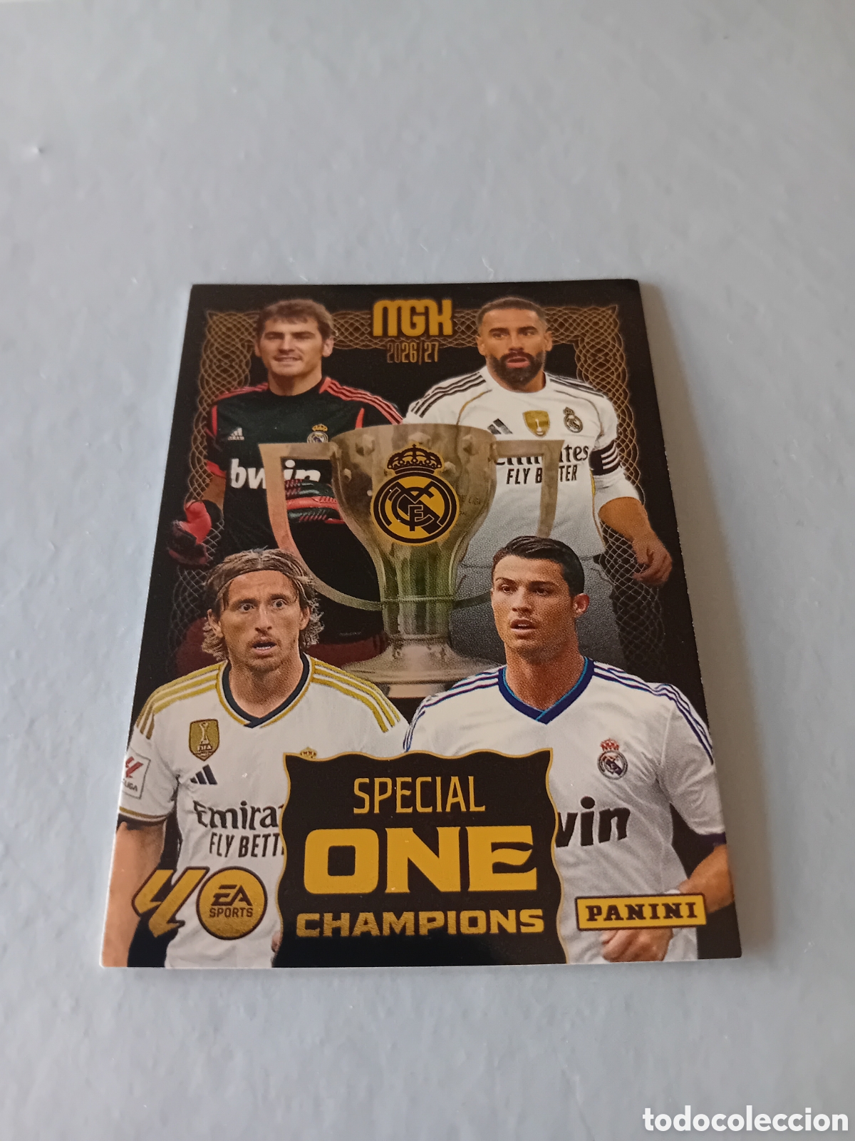 Figurine di Calcio: REAL MADRID SPECIAL ONE CHAMPIONS CRISTIANO RONALDO 26 27 2026 2027 MEGACRACKS PANINI