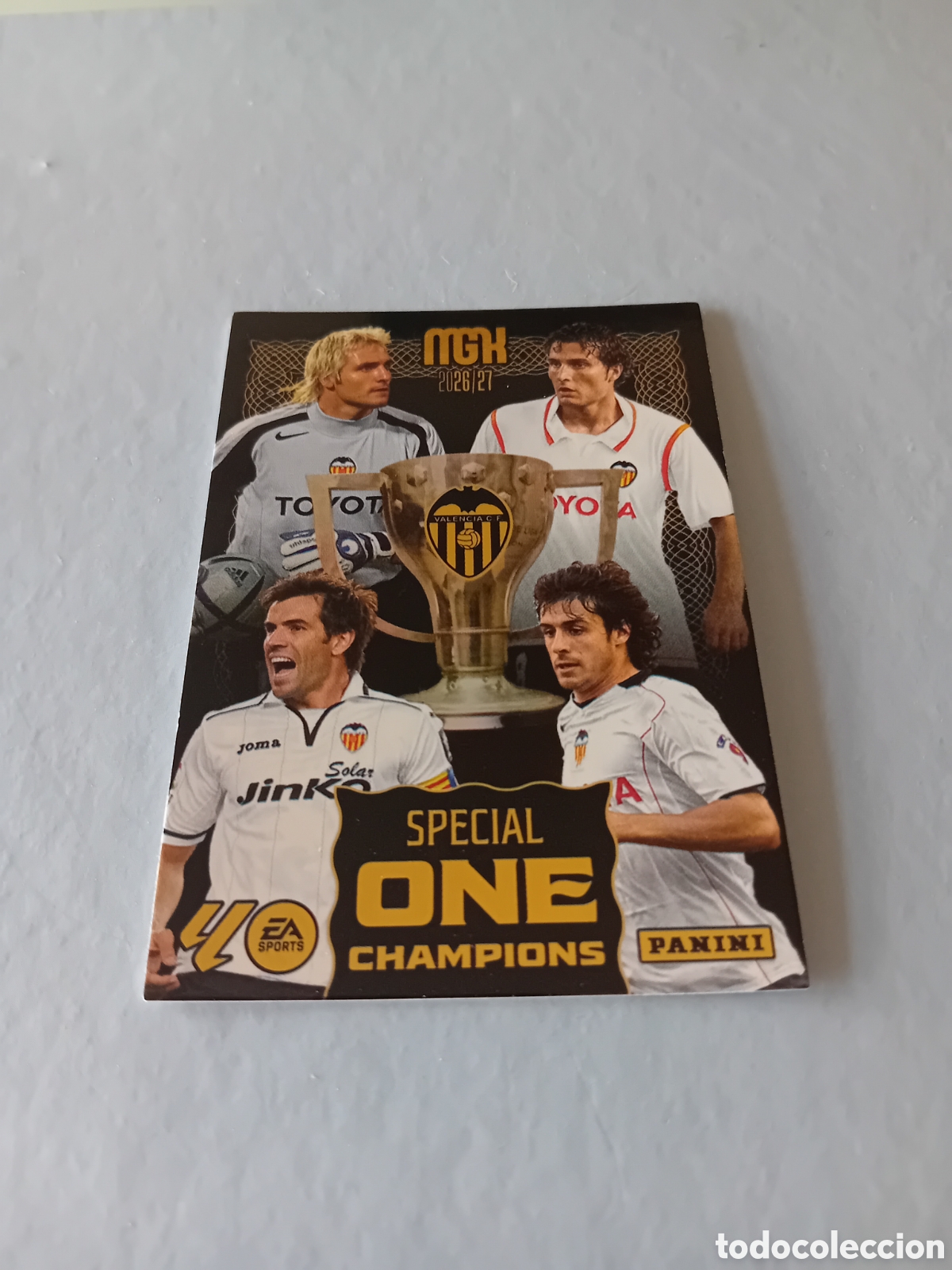 Figurine di Calcio: VALENCIA SPECIAL ONE CHAMPIONS 26 27 2026 2027 MEGACRACKS PANINI