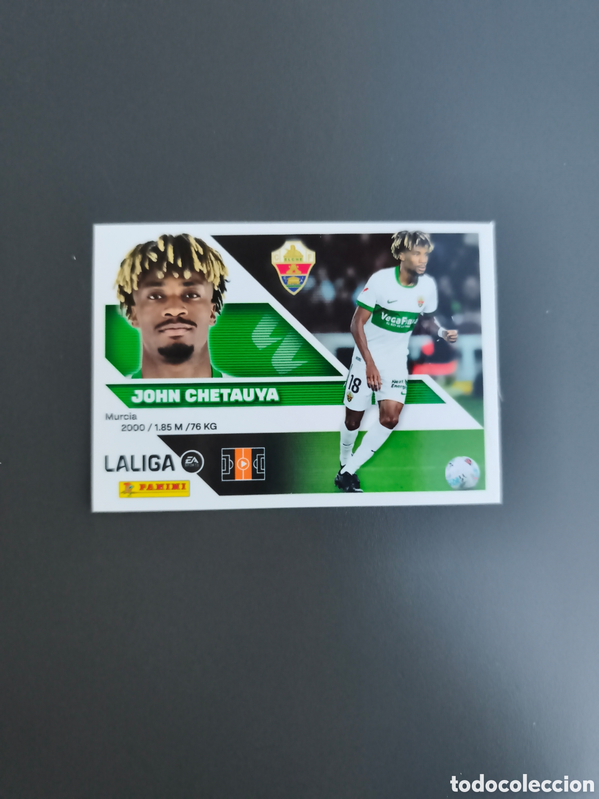 Cromos de f&uacute;tbol: CROMO N&Uacute;MERO 13B JOHN CHETAUYA ELCHE. LIGA ESTE 26/27. PANINI.