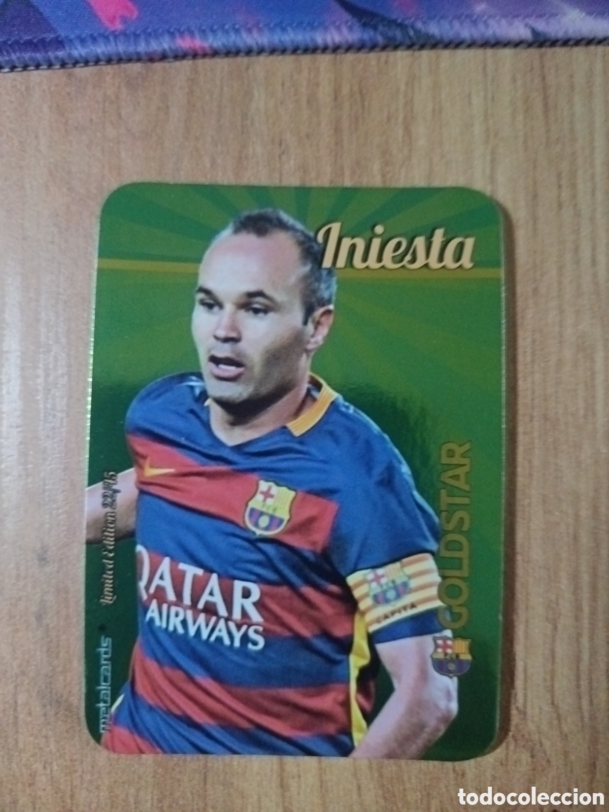 Cromos de f&uacute;tbol: Iniesta LIMITED GOLDSTAR BRILLO LISO F&Uacute;TBOL FICHAS LIGA 2015-2016 MUNDICROMO