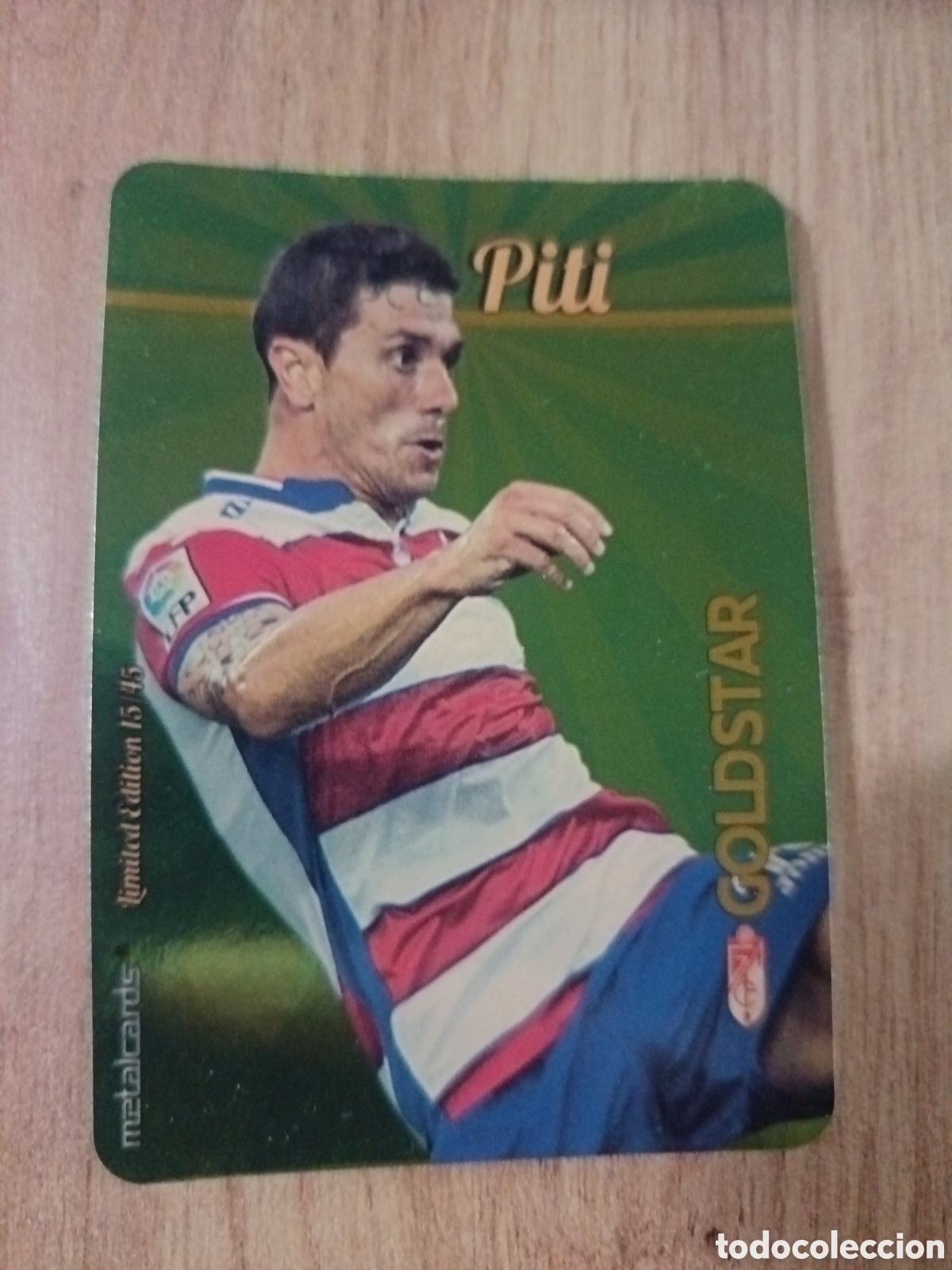 Football Stickers: Piti LIMITED GOLDSTAR BRILLO Dorado F&Uacute;TBOL FICHAS LIGA 2015-2016 MUNDICROMO