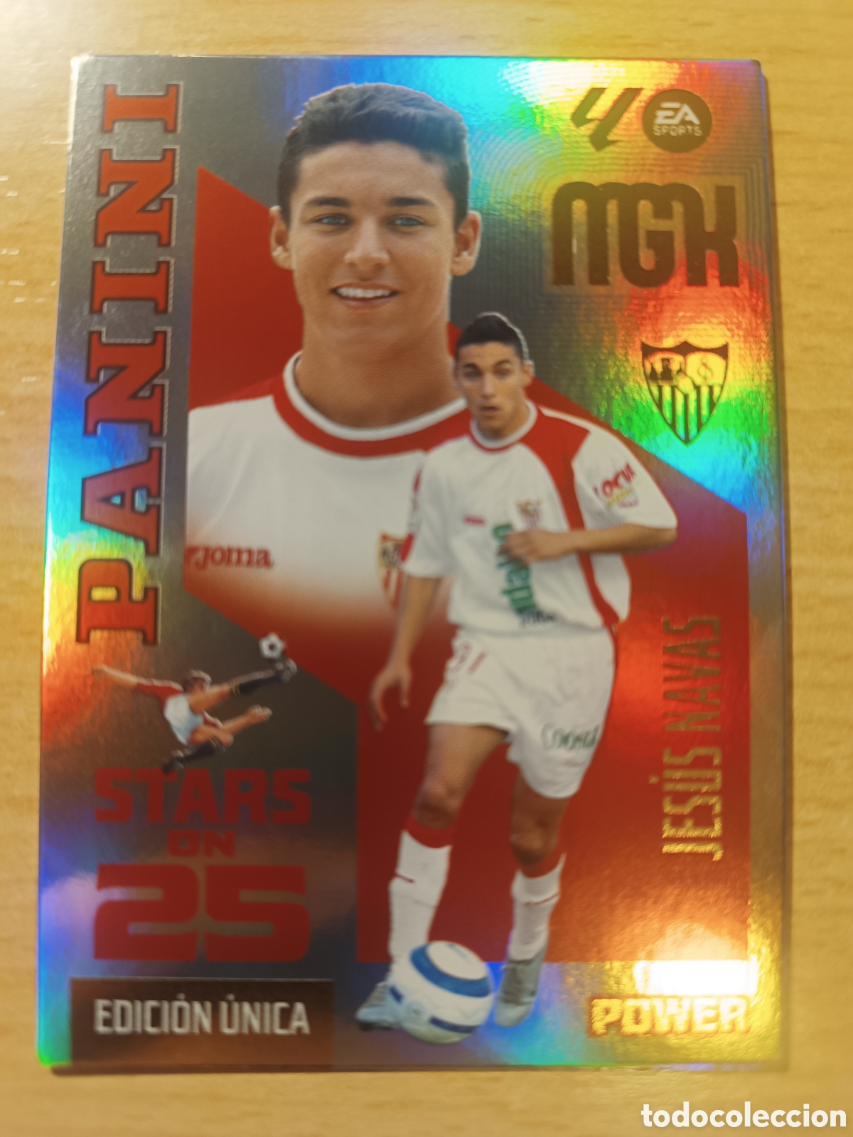 Cromos de f&uacute;tbol: JESUS NAVAS SEVILLA STARS ON 25 POWER MEGACRACKS EDICI&Oacute;N UNICA 2026 2027 PANINI 26 27
