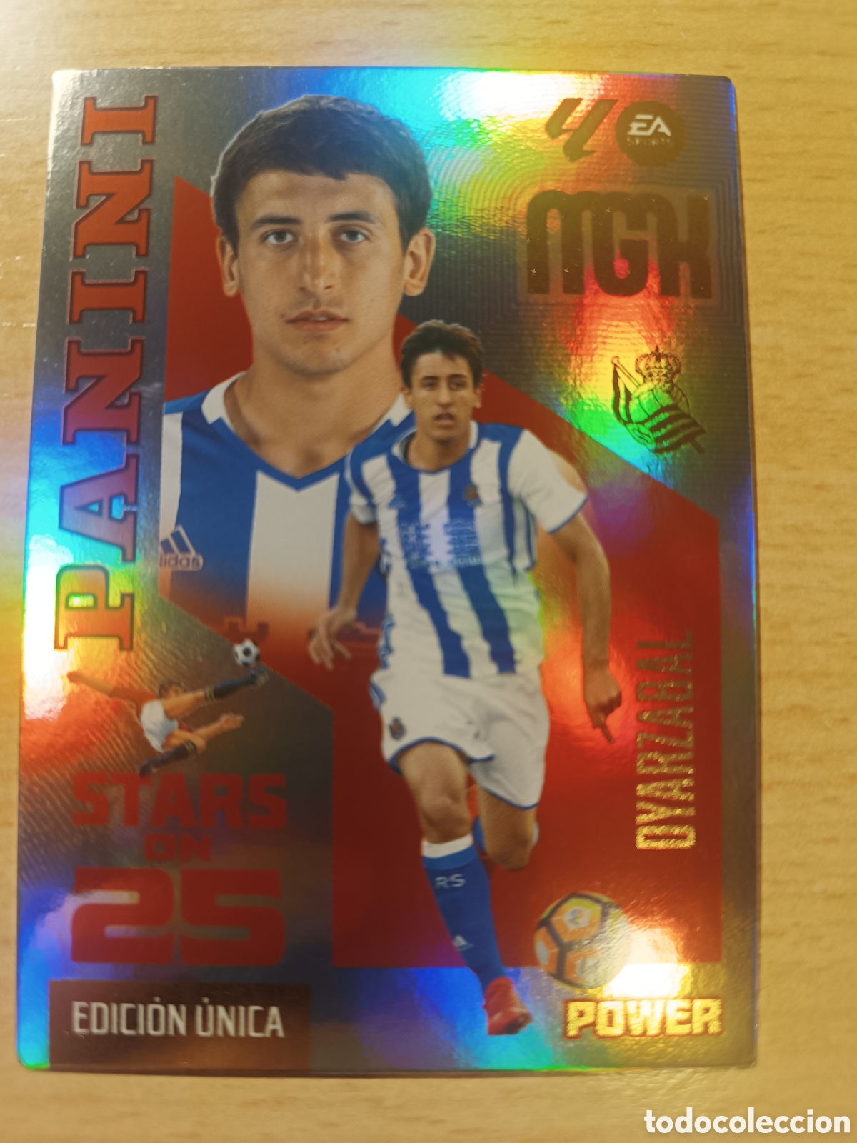 Cromos de f&uacute;tbol: MIKEL OYARZABAL REAL SOCIEDAD STARS ON 25 POWER MEGACRACKS EDICI&Oacute;N UNICA 2026 2027 PANINI 26 27