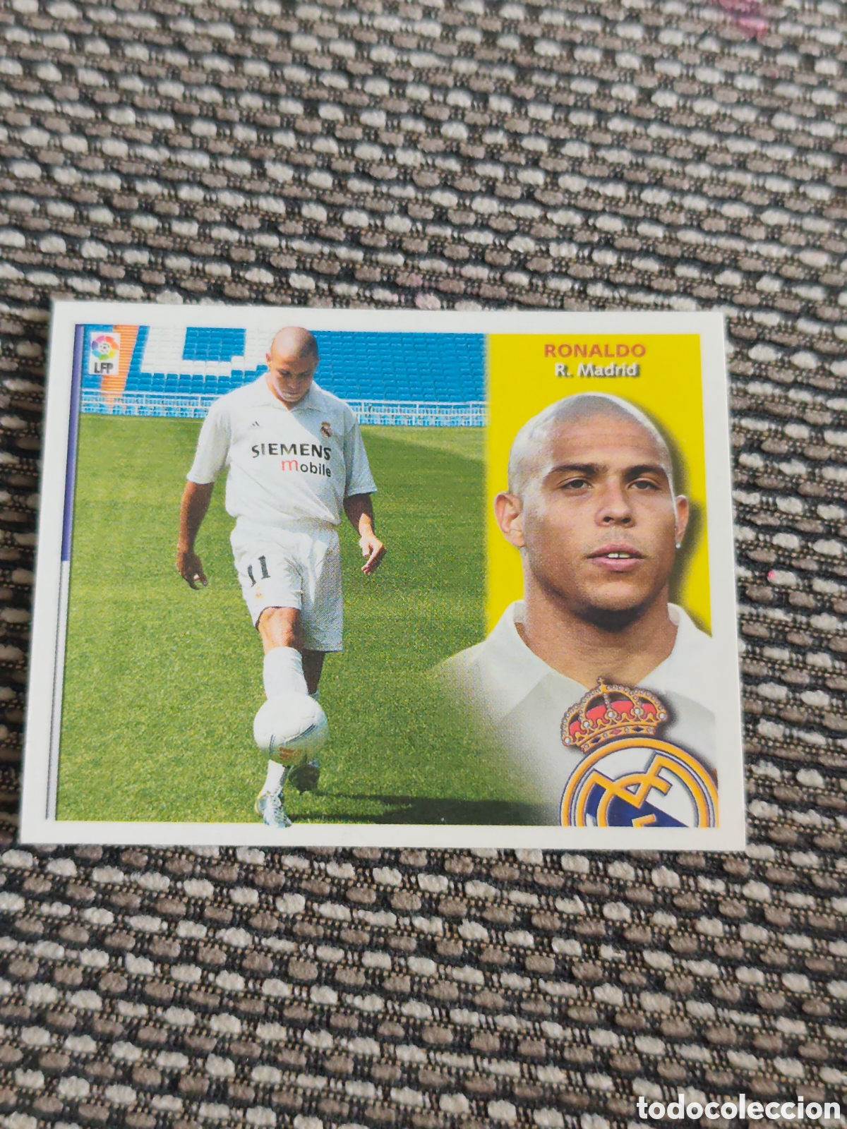 Cromos de f&uacute;tbol: ROOKIE FICHAJE 31 RONALDO REAL MADRID EDICIONES ESTE 2002 2003