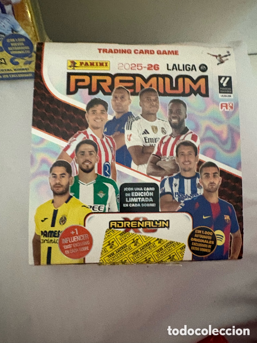 Cromos de f&uacute;tbol: Caja premium adrenalyn 2025-2026
