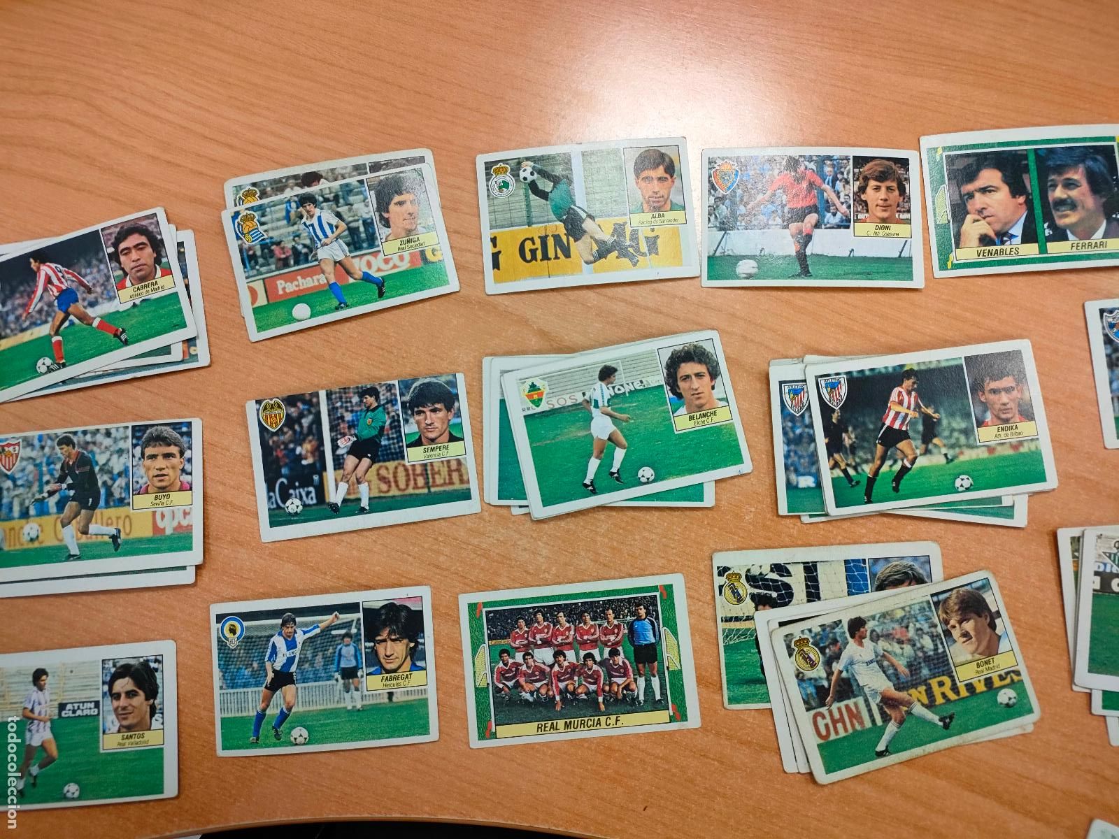 Cromos de Futebol: LOTE DE 40 (APROX) CROMOS LIGA TEMPORADA 84-85. EDICIONES ESTE.
