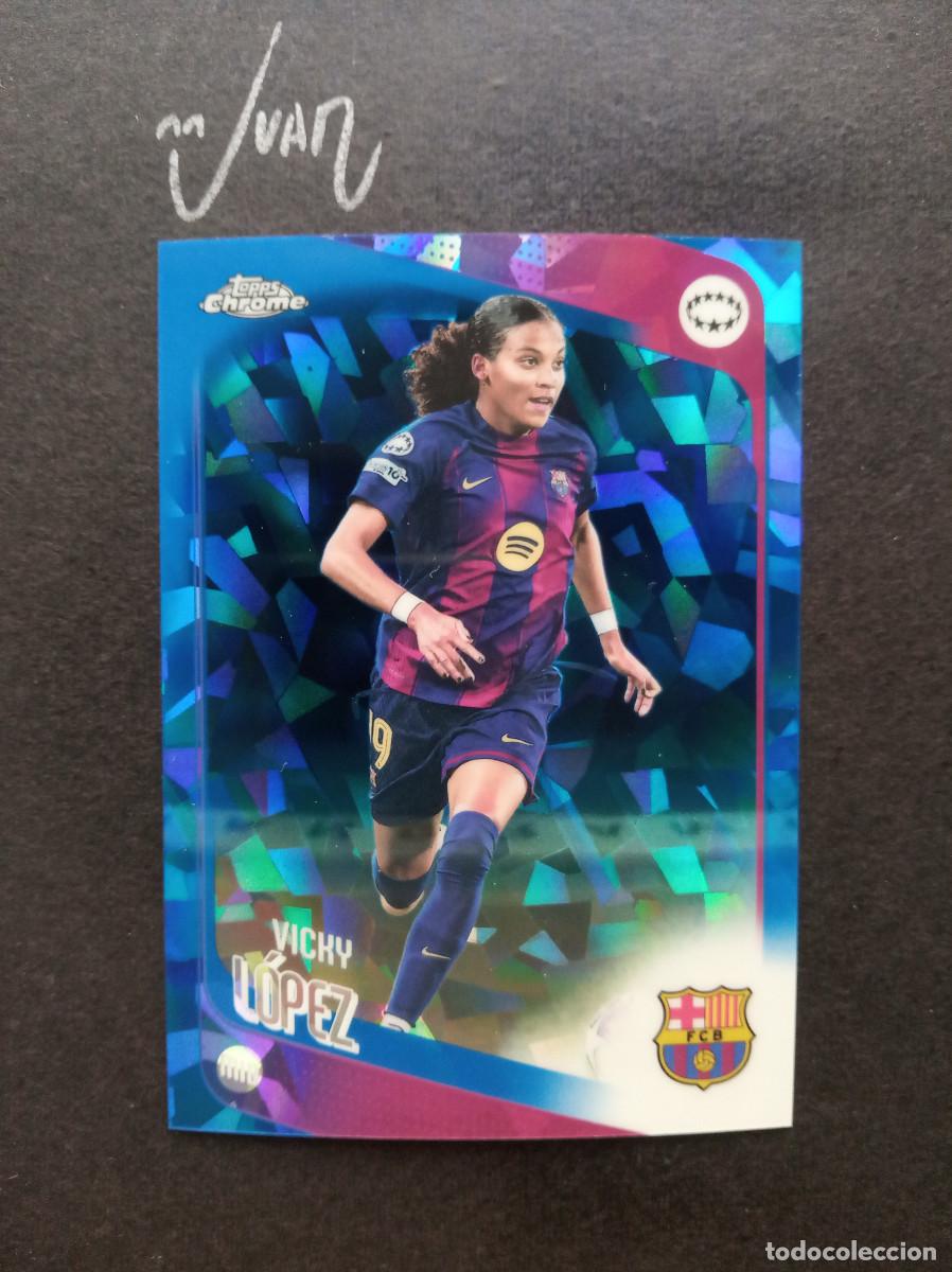 Fu&szlig;ball-Sticker: 46 VICKY LOPEZ FC BARCELONA ESPA&Ntilde;A ⚽ TOPPS &reg; CHROME SAPPHIRE WOMEN CHAMPIONS 2025 2026 25 26 NUEVO