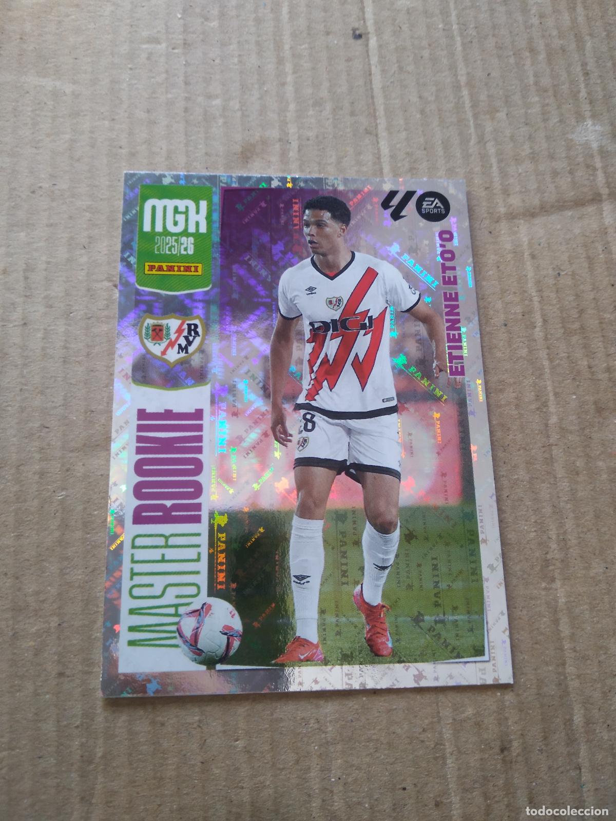Cromos de f&uacute;tbol: 409 ETIENNE ETO'O RAYO VALLECANO CROMO FUTBOL PANINI LIGA MGKS 25-26 MEGACRACKS 2025-2026