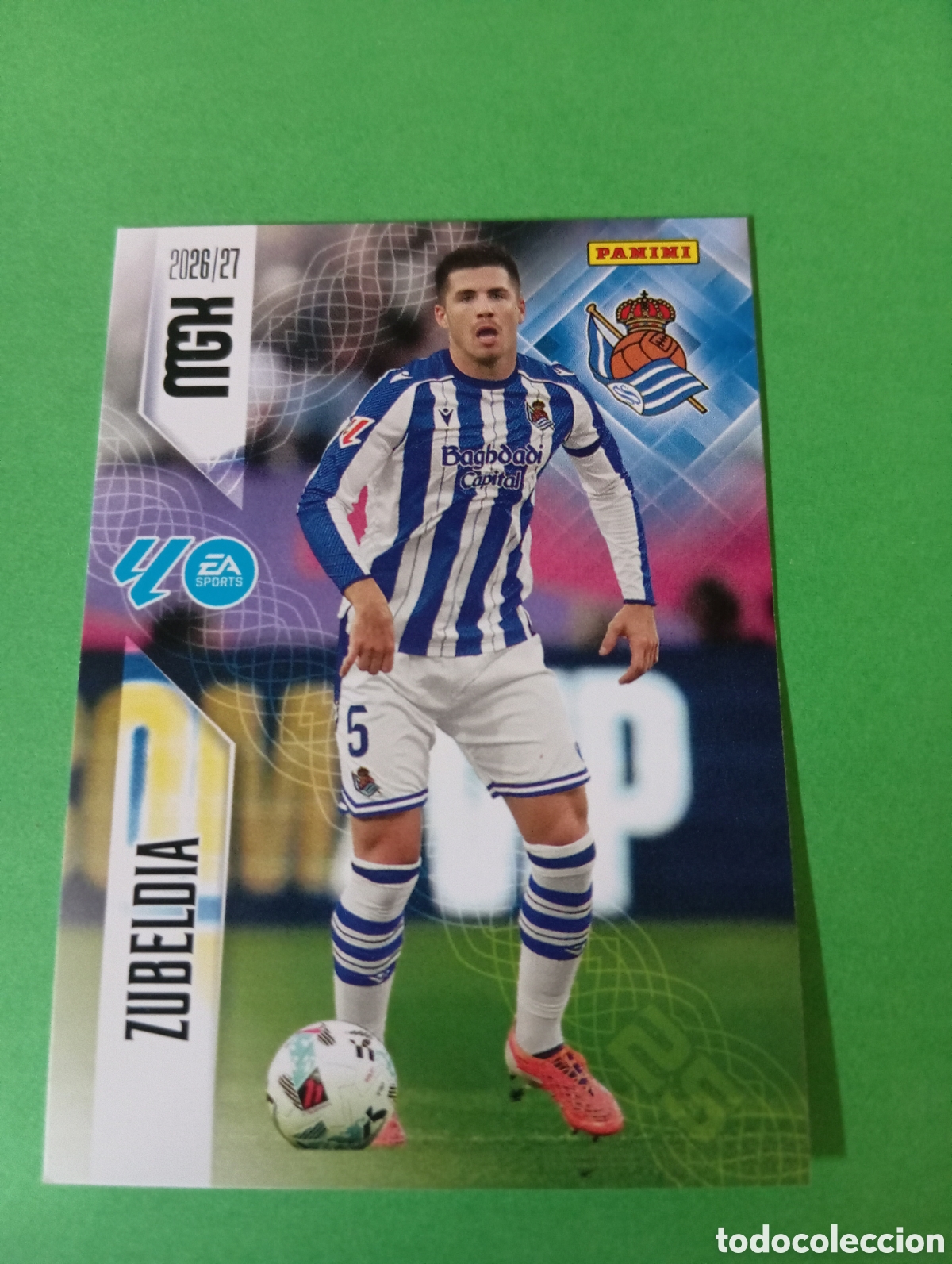 Figurine di Calcio: Zubeldia Real Sociedad n&deg;312 / PANINI MEGACRACKS 2026/2027