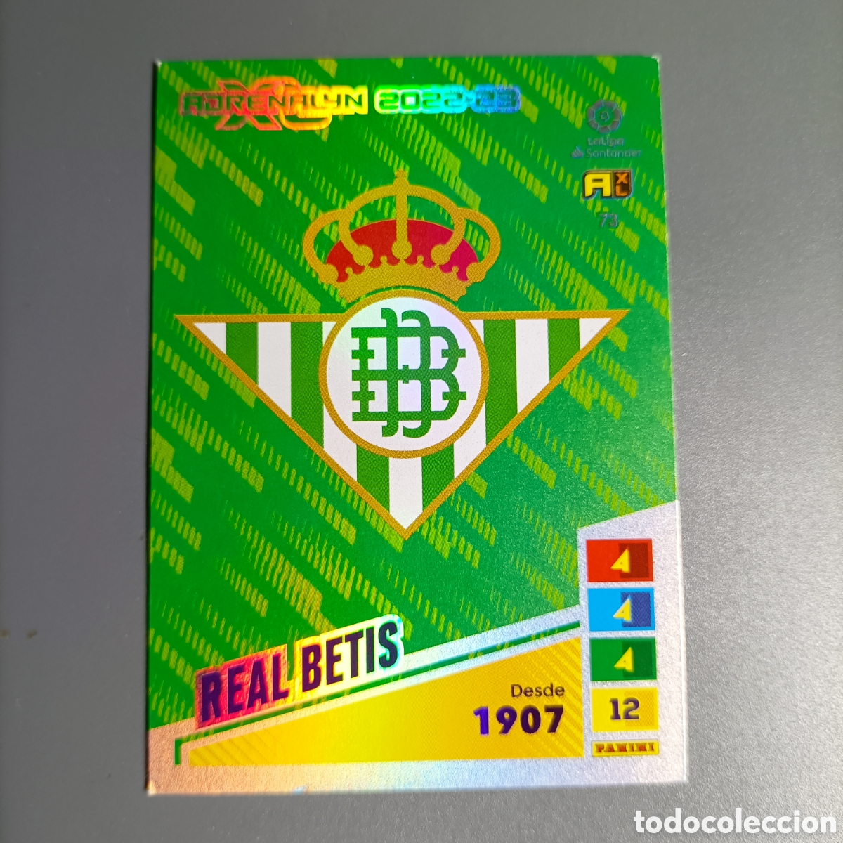Football Stickers: ADRENALYN LIGA 2022-2023 (BETIS) №73 ESCUDO
