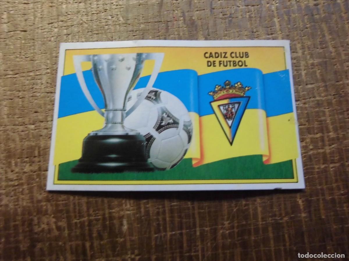 Cromos de f&uacute;tbol: ESCUDO C&Aacute;DIZ C.F. LIGA 90-91 EDICIONES ESTE CROMO RECUPERADO