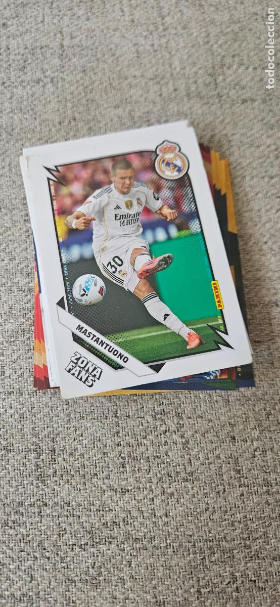 Cromos de Futebol: Mastantuono - 40 - Real Madrid - Zona Fans - liga 2025 2026 25 26 real madrid panini set ext