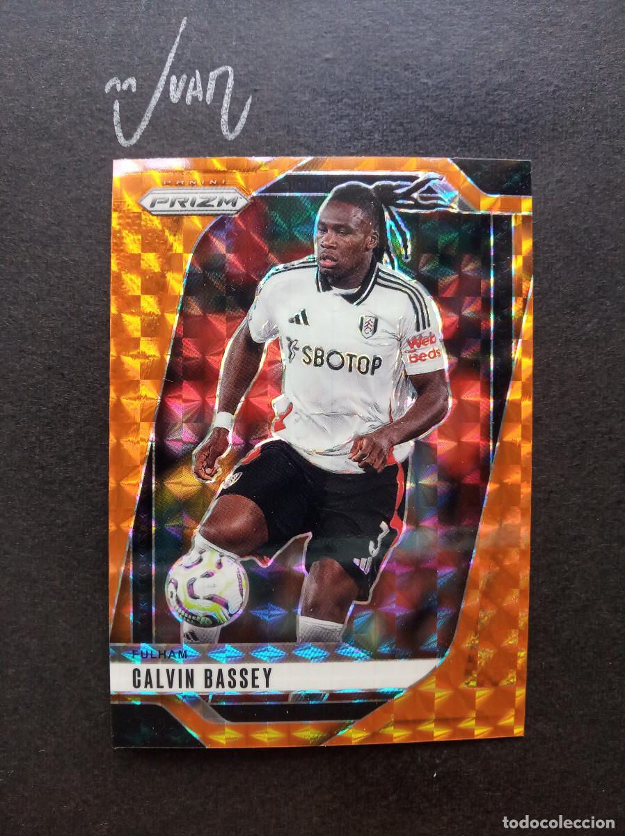 Cromos de f&uacute;tbol: N&ordm; 209 PARALELA ORANGE MOSAIC CALVIN BASSEY FULHAM NIGERIA ⚽ PANINI &reg; PRIZM PREMIER 2024 2025 24 25