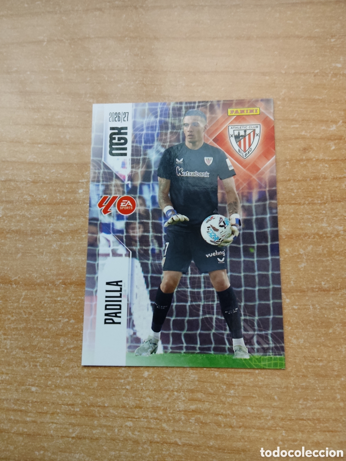 Cartes &agrave; collectionner de Football: 39 PADILLA ATHLETIC CLUB MEGACRACKS 2026 2027