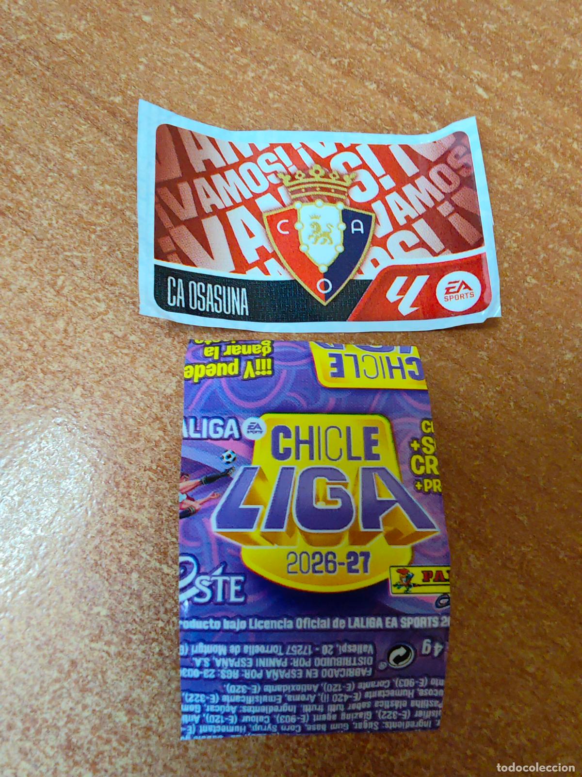 Cromos de f&uacute;tbol: CROMO CHICLES LIGA ESTE 2026/2027 ESCUDO ( OSASUNA )